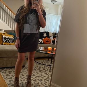 Super cute oversized graphic, Marilyn Monroe tee shirt dress